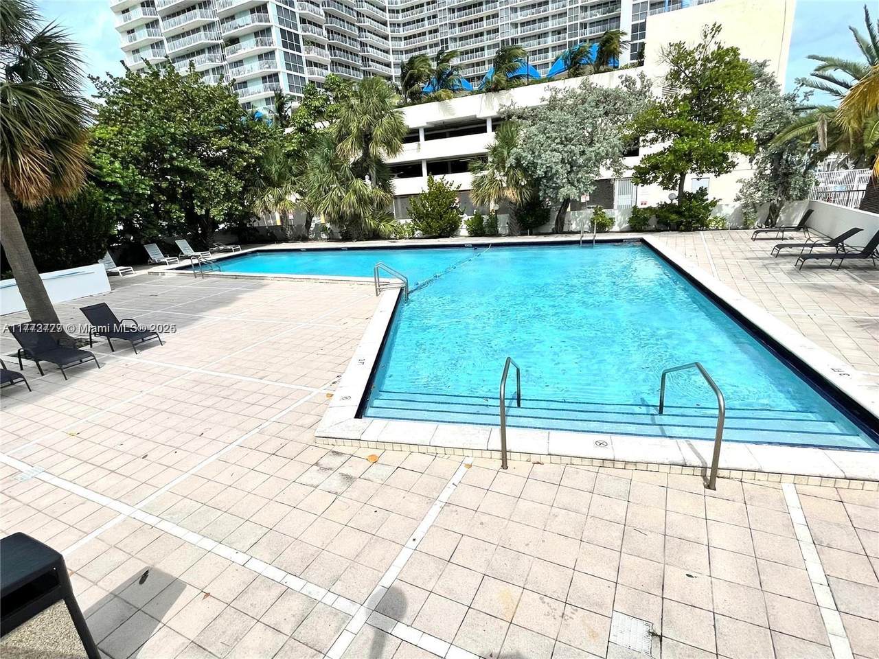 https://bt-photos.global.ssl.fastly.net/miami/orig_boomver_2_A11772777-2.jpg