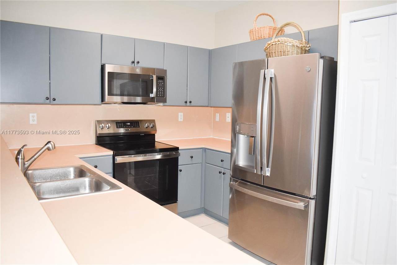 9123 152nd Path - Photo 1