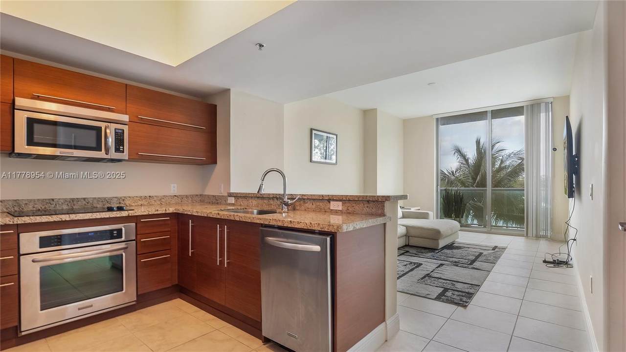 2681 Flamingo Rd - Photo 1