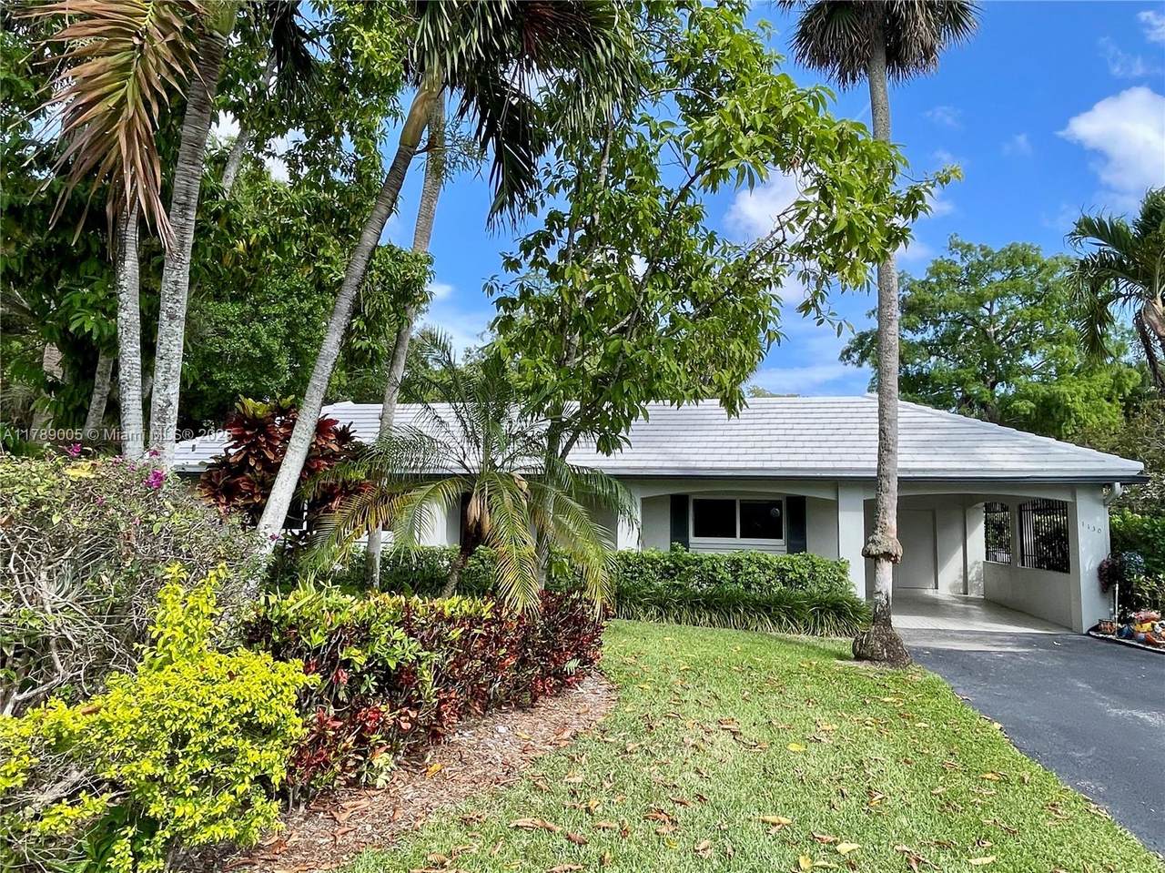 https://bt-photos.global.ssl.fastly.net/miami/1280_boomver_3_A11789005-2.jpg