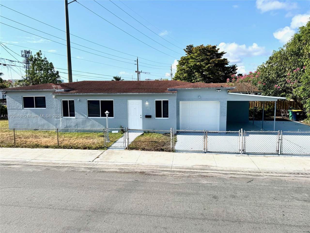 145 2nd St - Photo 1