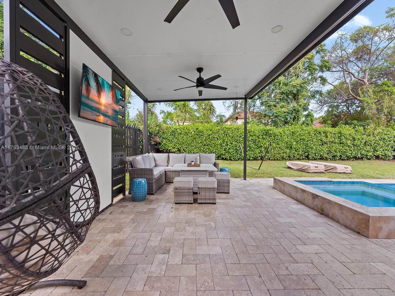 https://bt-photos.global.ssl.fastly.net/miami/1280_boomver_2_A11793488-2.jpg