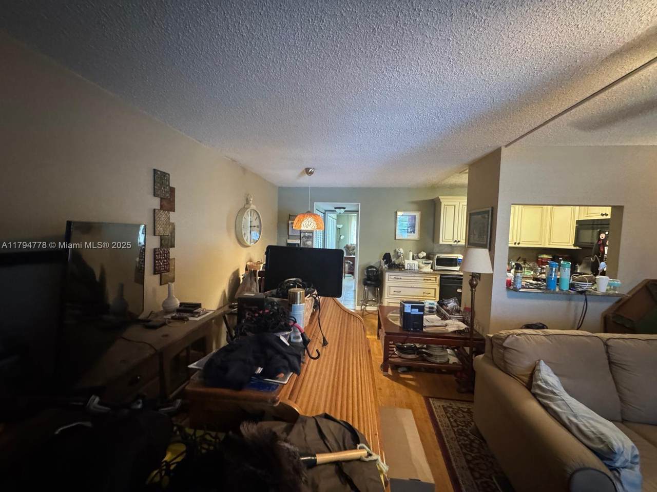 https://bt-photos.global.ssl.fastly.net/miami/1280_boomver_2_A11794778-2.jpg