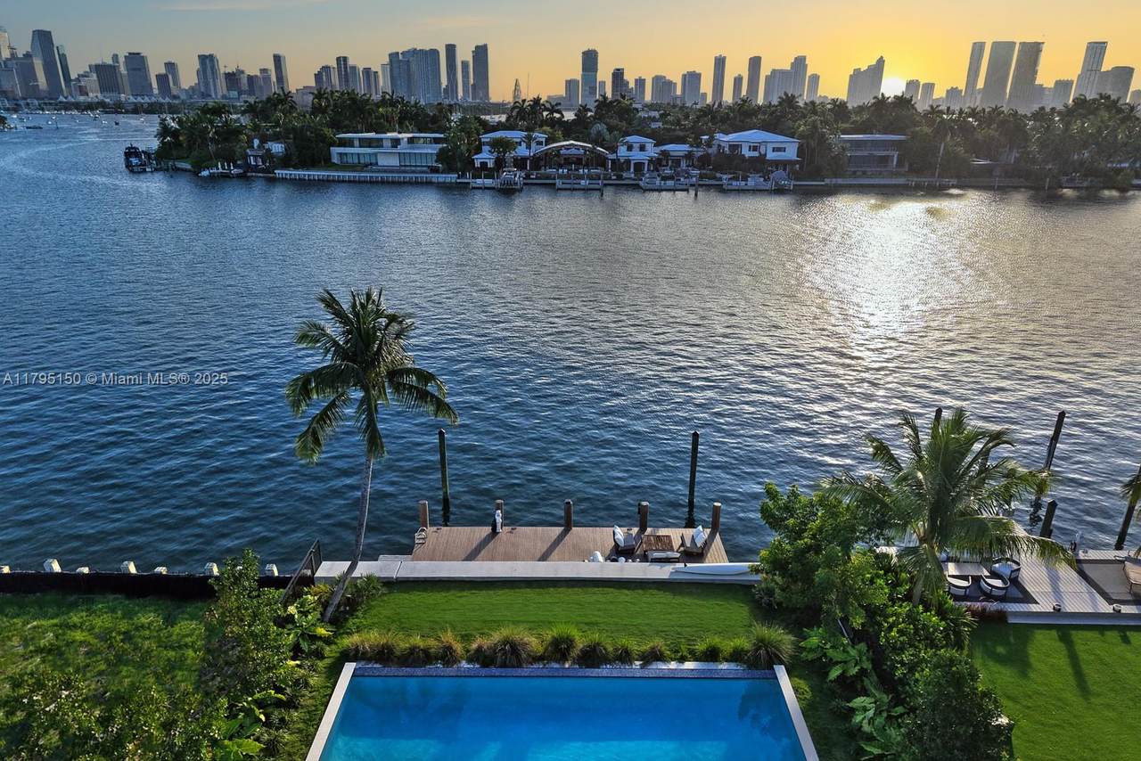 https://bt-photos.global.ssl.fastly.net/miami/1280_boomver_2_A11795150-2.jpg
