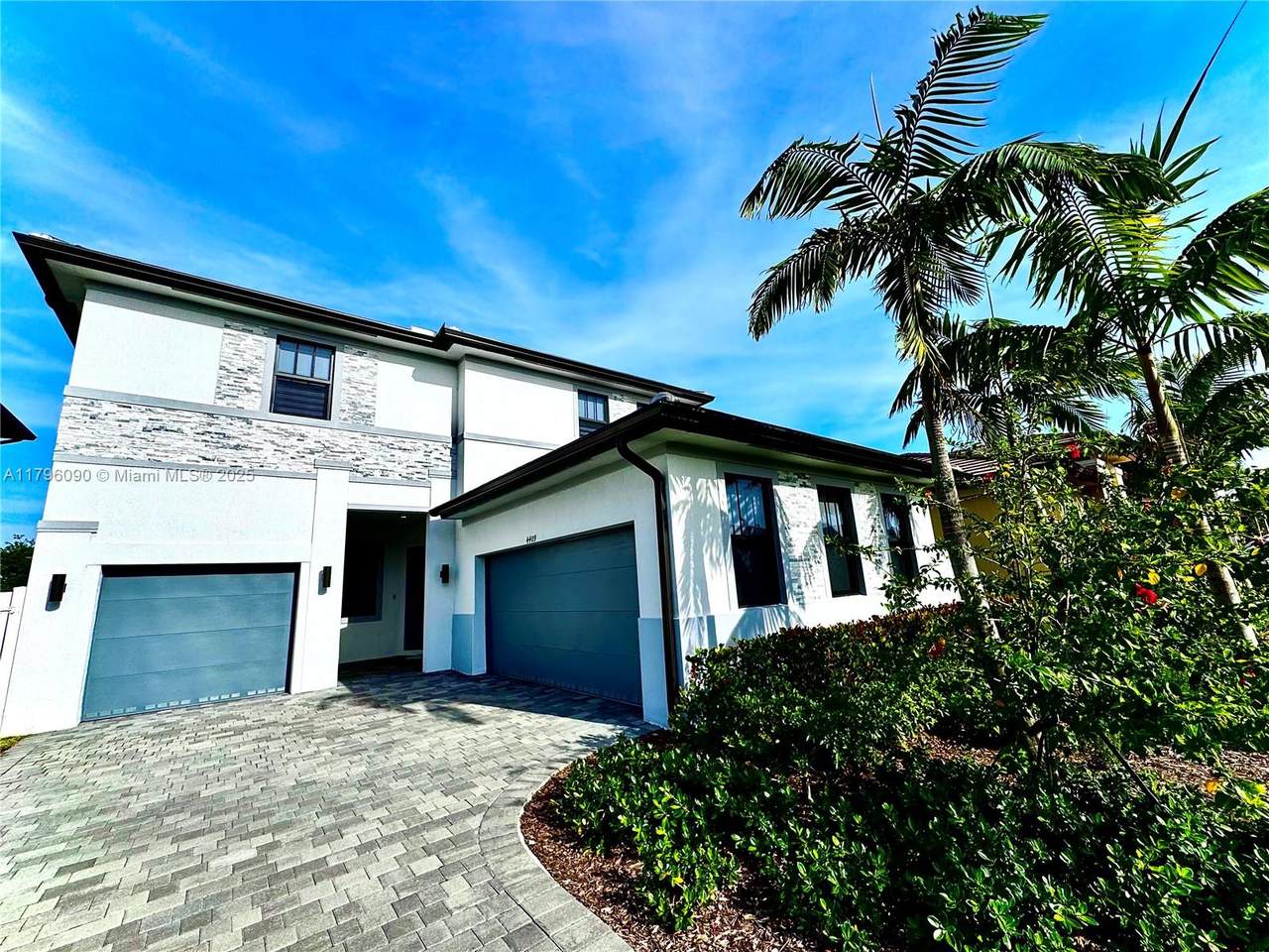4409 173rd Ave - Photo 1