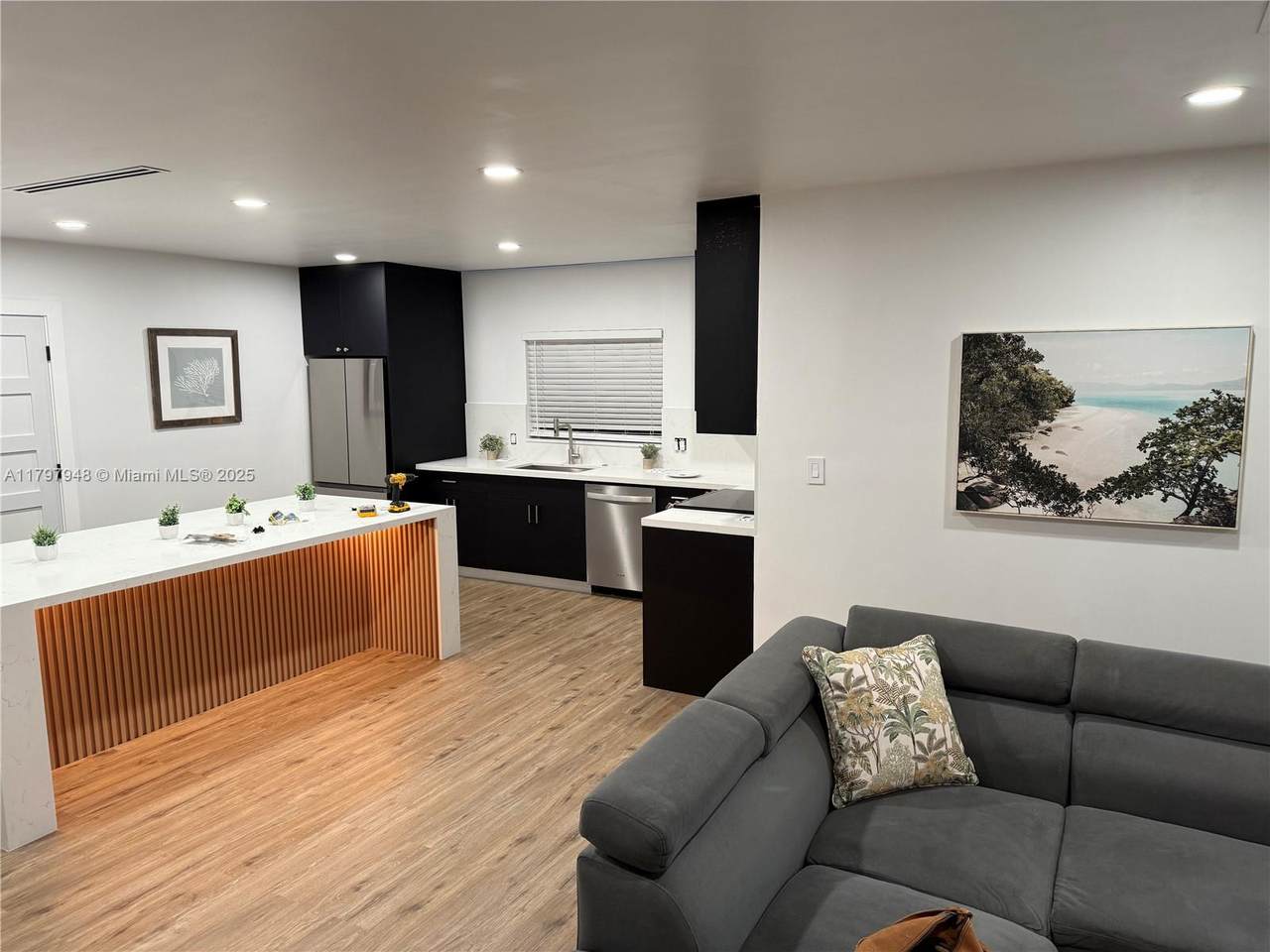 2918 2nd St - Photo 1