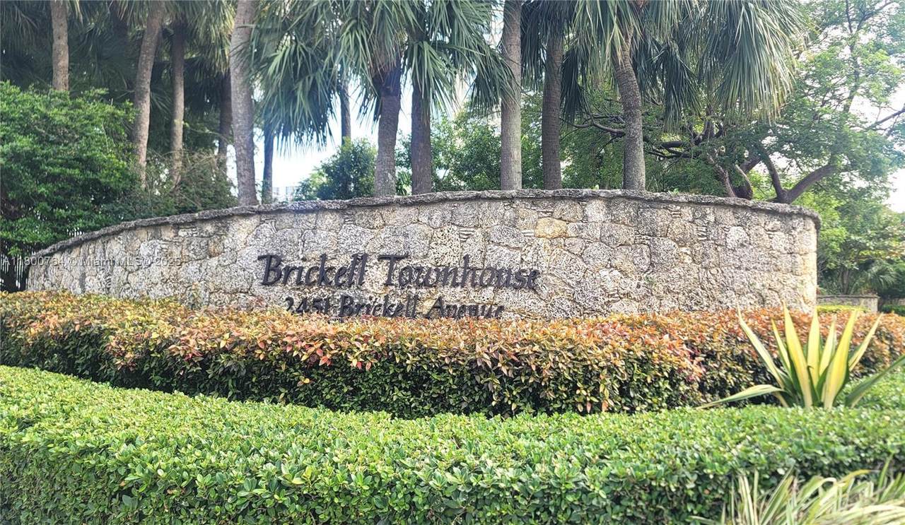 2451 Brickell Ave - Photo 1