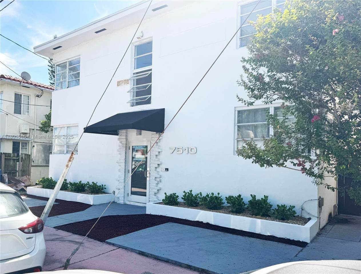 7510 Byron Ave - Photo 1