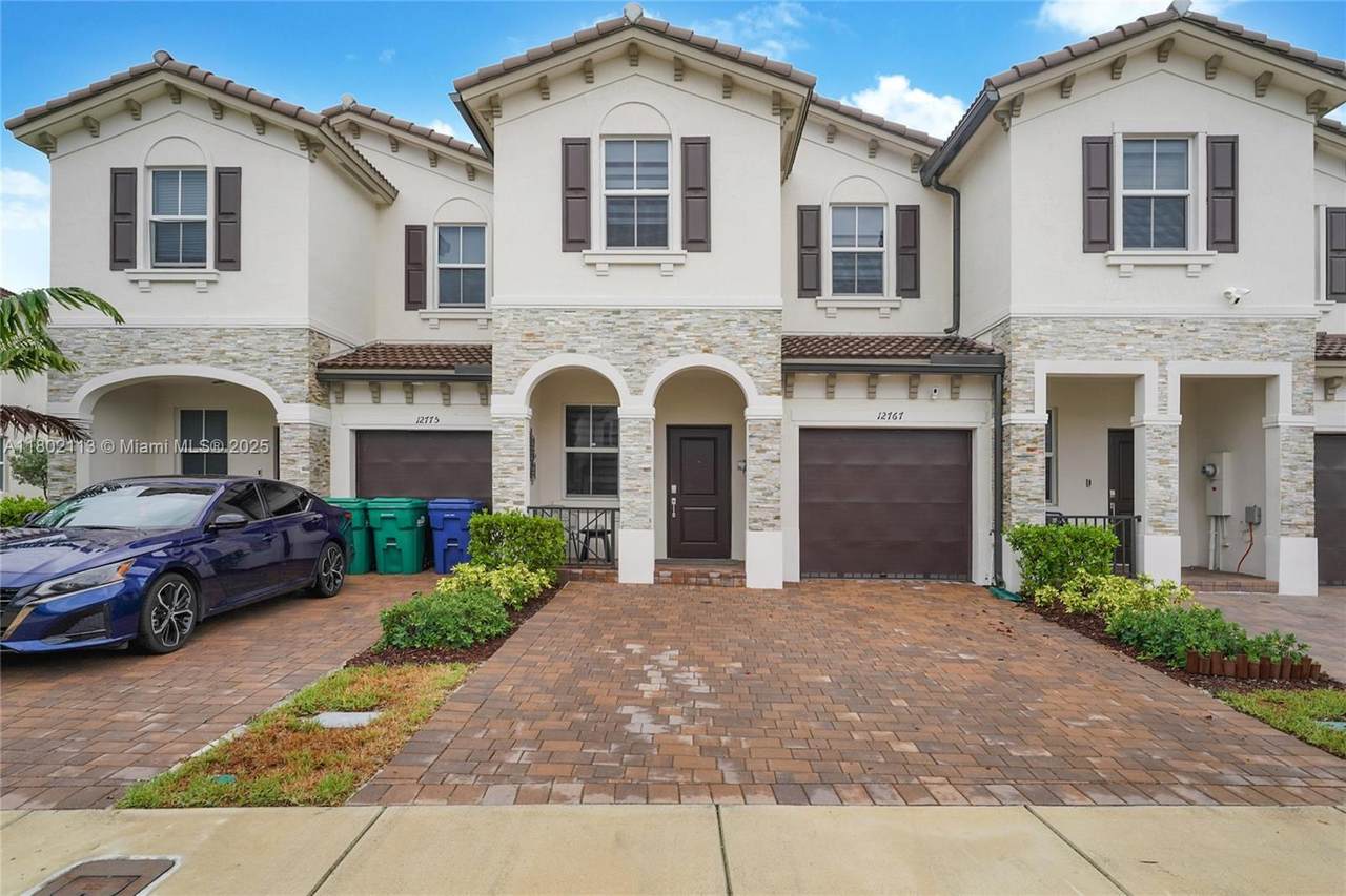 12767 23rd Pl - Photo 1