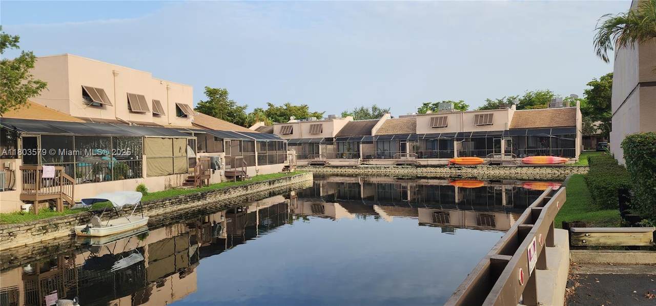 12305 11th Ct - Photo 1