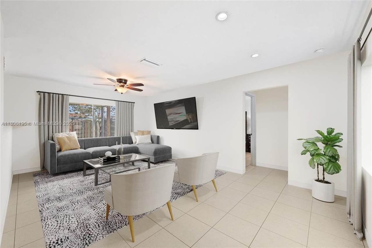 9331 24th Pl - Photo 1