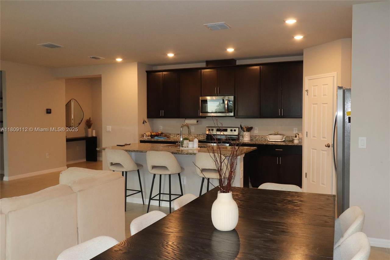 920 Cambridge Drive - Photo 1