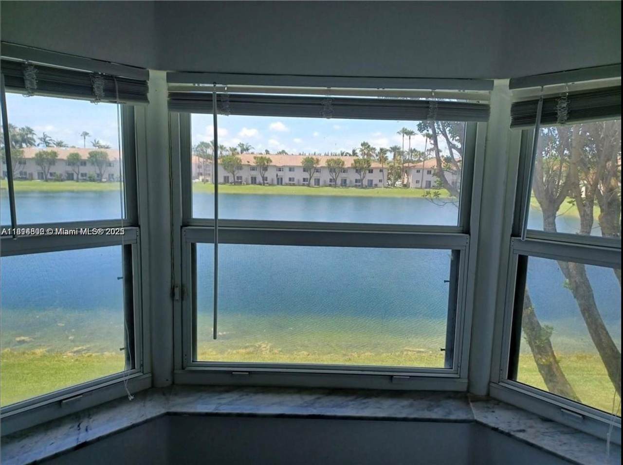 1270 26th St - Photo 1