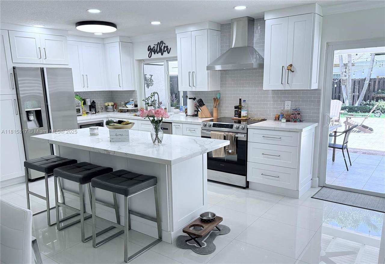 10421 128th Ave - Photo 1