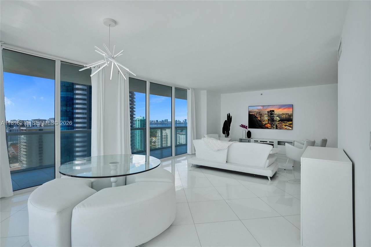 https://bt-photos.global.ssl.fastly.net/miami/1280_boomver_2_A11816211-2.jpg