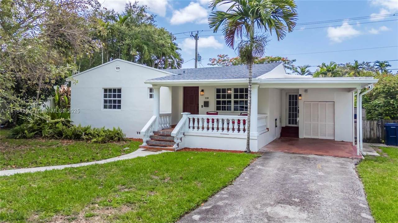 1110 Falcon Ave - Photo 1