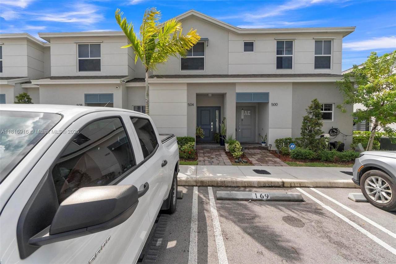 https://bt-photos.global.ssl.fastly.net/miami/1280_boomver_2_A11816916-2.jpg