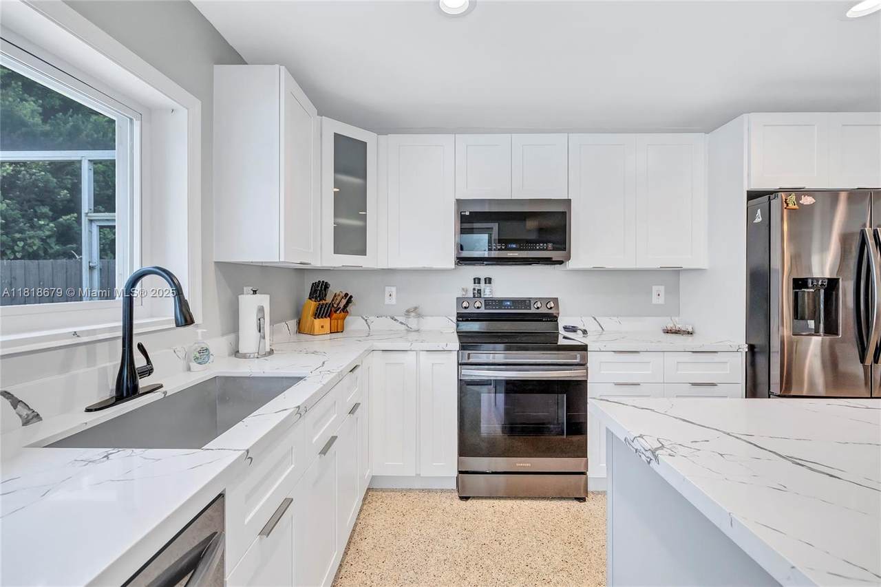 6736 Orchid Dr - Photo 1
