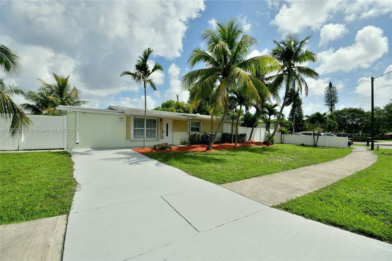 5815 Farragut Dr - Photo 1