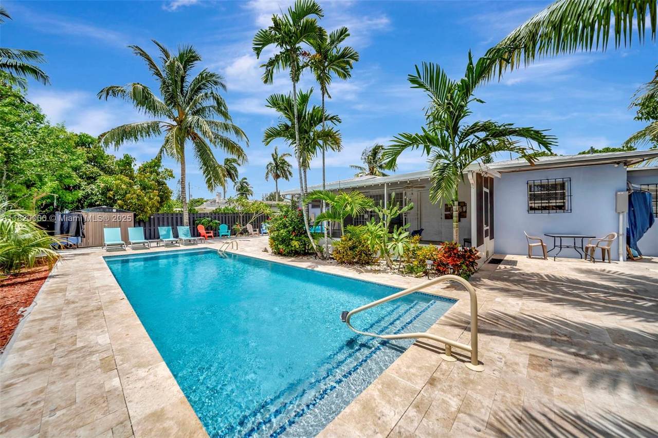 14925 7th Ave - Photo 1