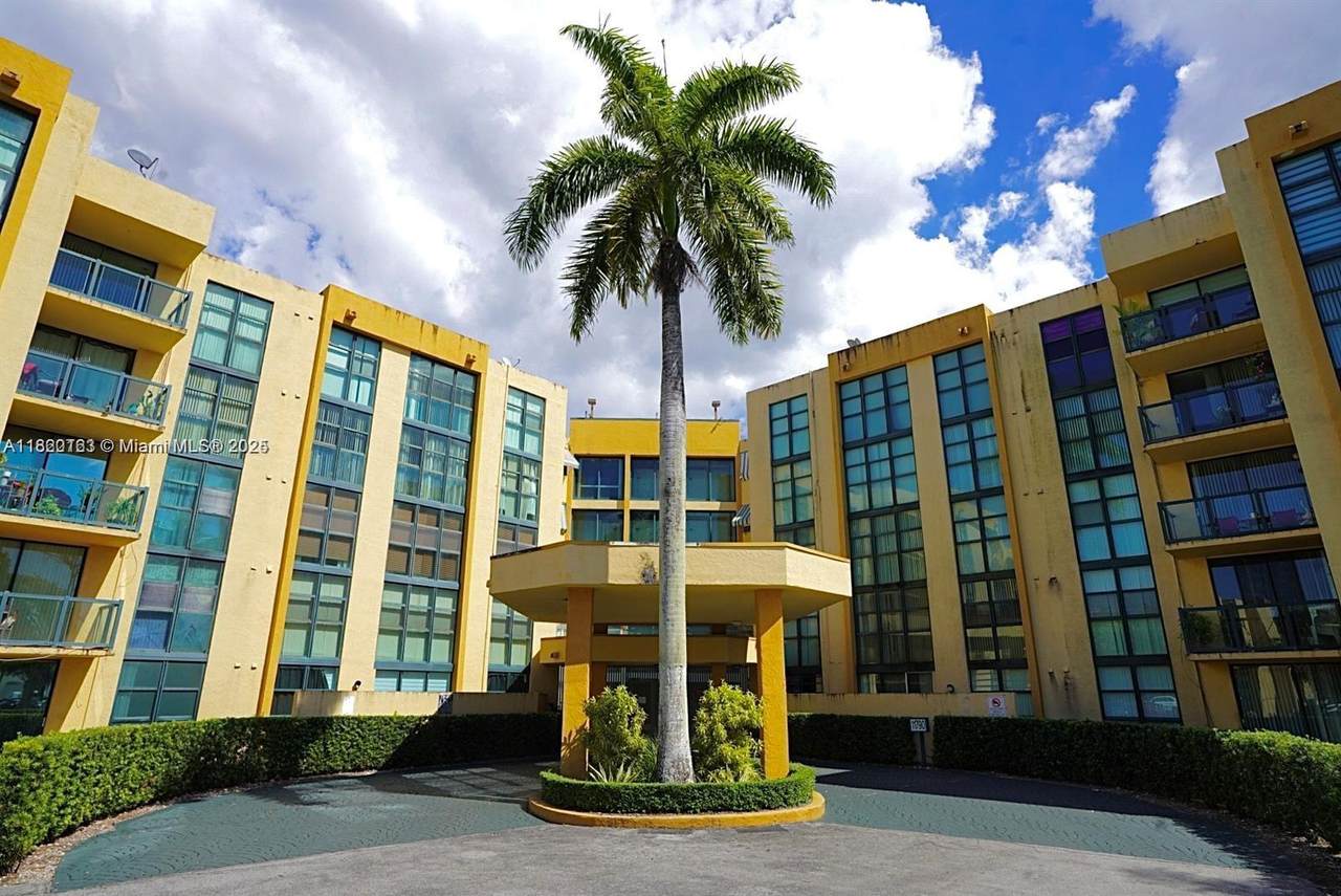 11750 18th St - Photo 1