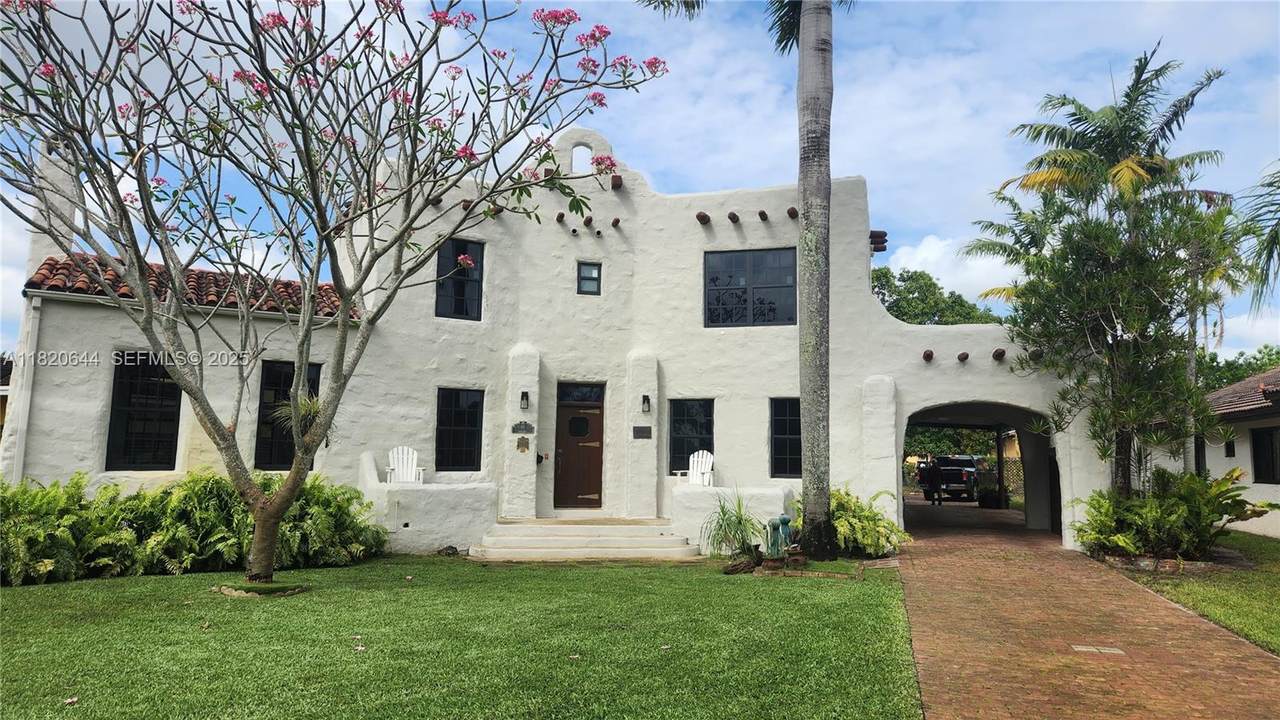 https://bt-photos.global.ssl.fastly.net/miami/1280_boomver_2_A11820644-2.jpg
