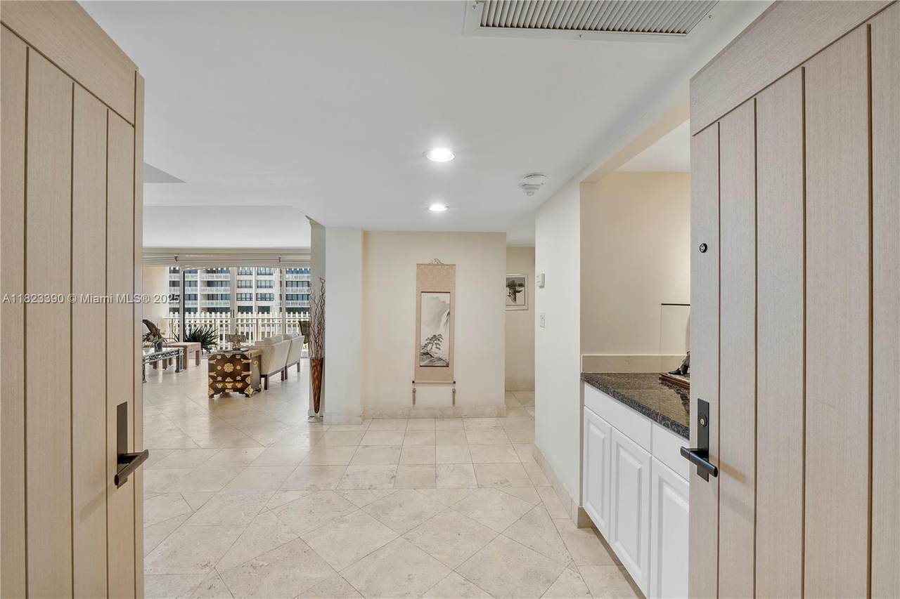 3 Grove Isle Dr - Photo 1