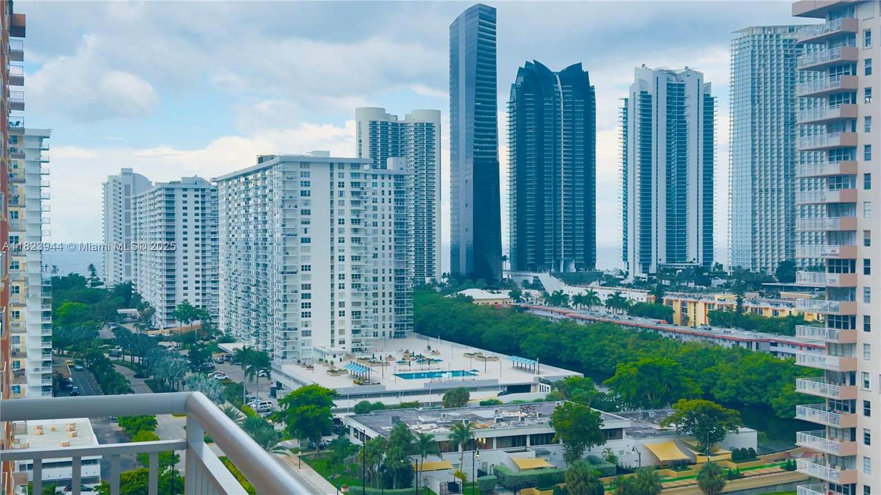 251 174th St - Photo 1