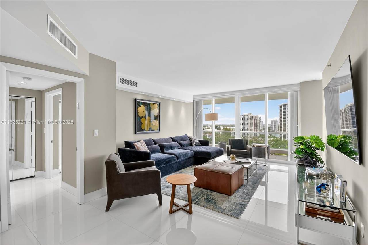 7000 Island Blvd - Photo 1