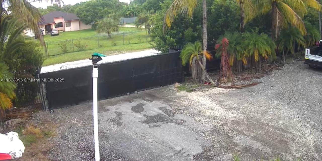https://bt-photos.global.ssl.fastly.net/miami/orig_boomver_2_A11828096-2.jpg