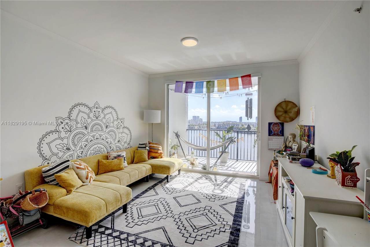 17150 Bay Rd - Photo 1