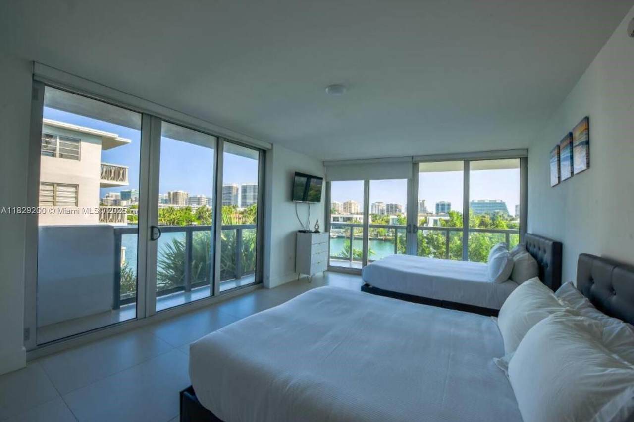 https://bt-photos.global.ssl.fastly.net/miami/1280_boomver_2_A11829200-2.jpg