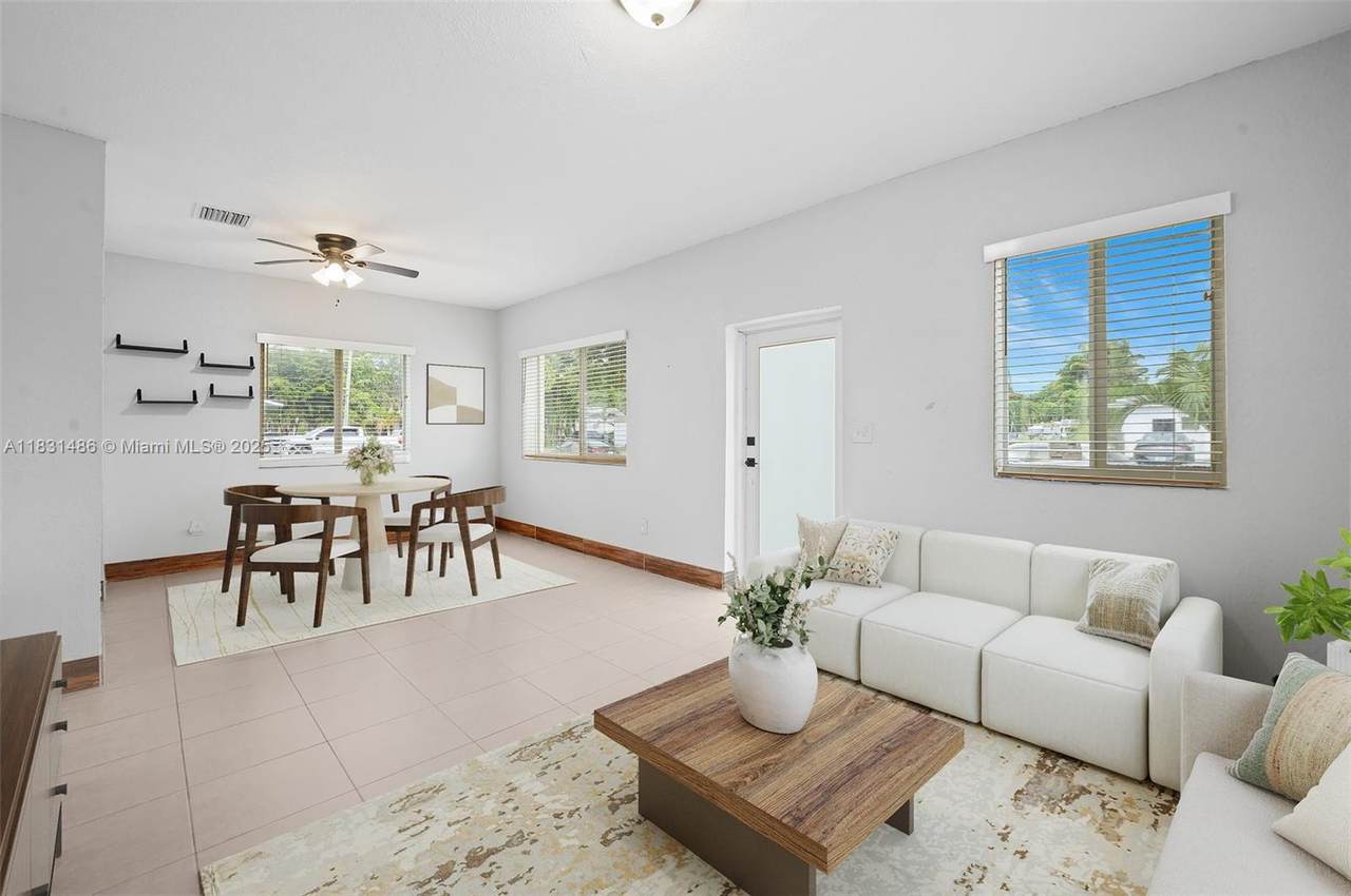 524 88th St - Photo 1