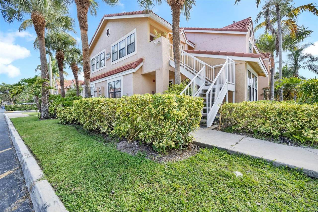 https://bt-photos.global.ssl.fastly.net/miami/1280_boomver_2_A11832590-2.jpg