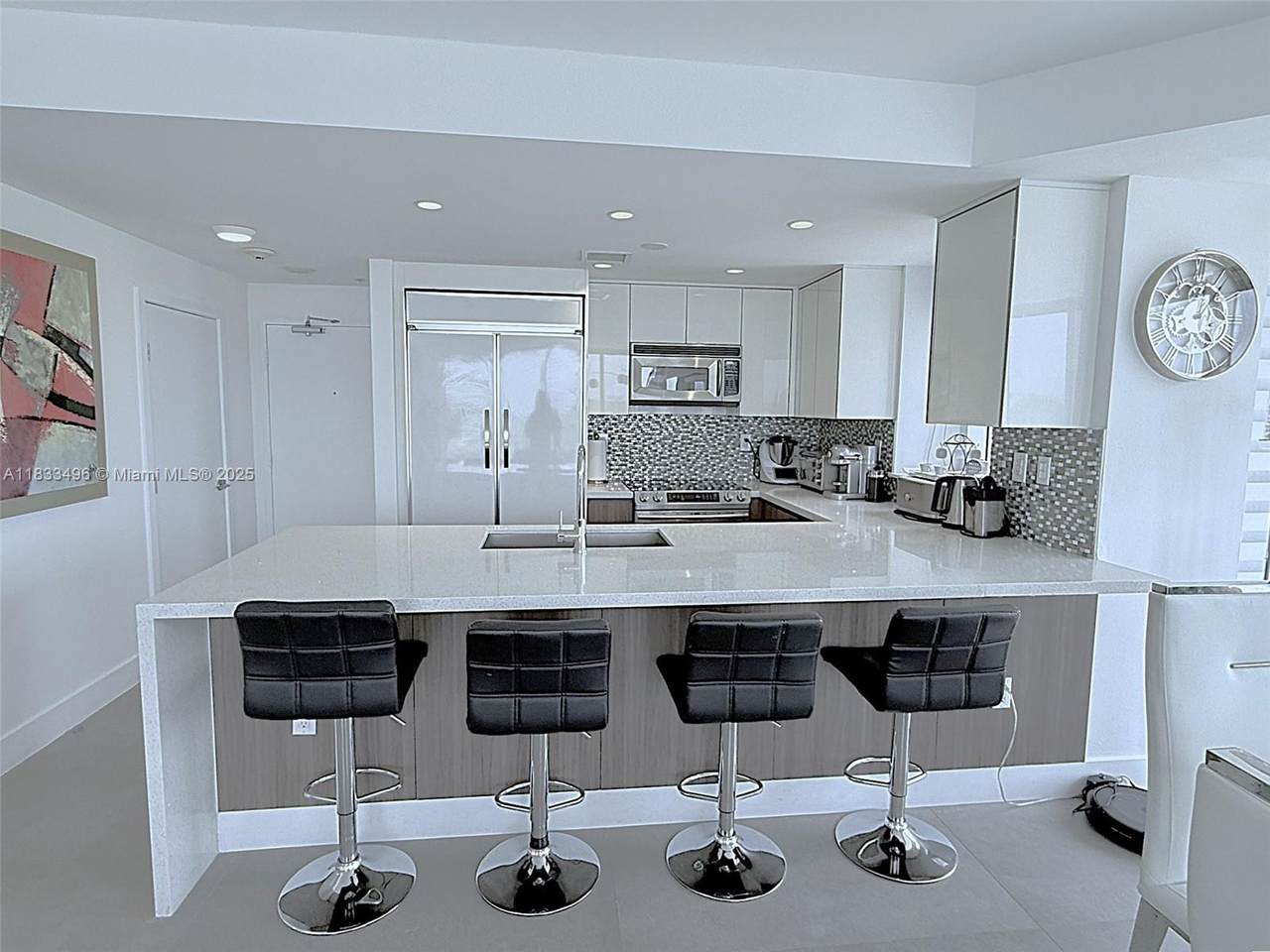https://bt-photos.global.ssl.fastly.net/miami/1280_boomver_2_A11833496-2.jpg