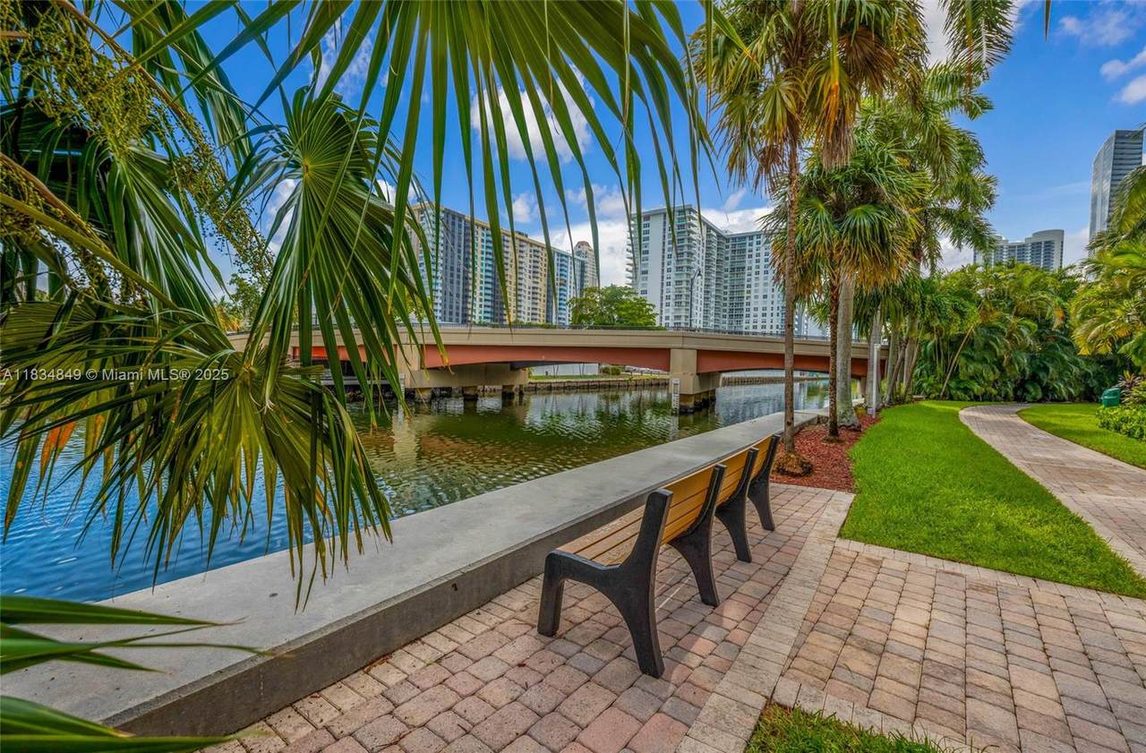 17150 Bay Rd - Photo 1