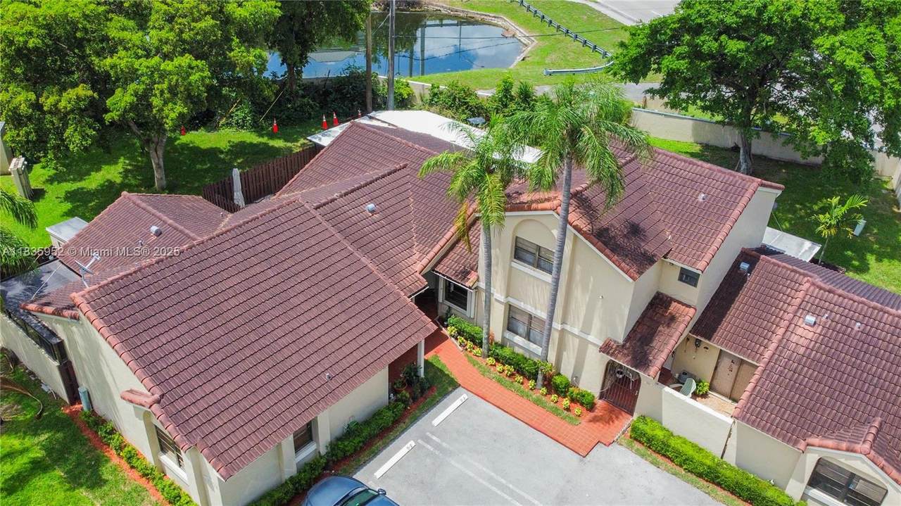 https://bt-photos.global.ssl.fastly.net/miami/1280_boomver_3_A11835952-2.jpg