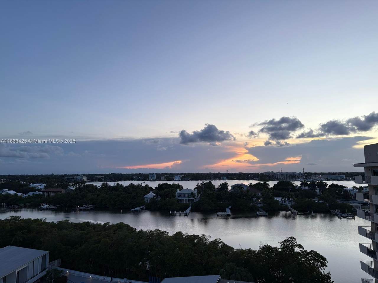 3589 Ocean Blvd - Photo 1