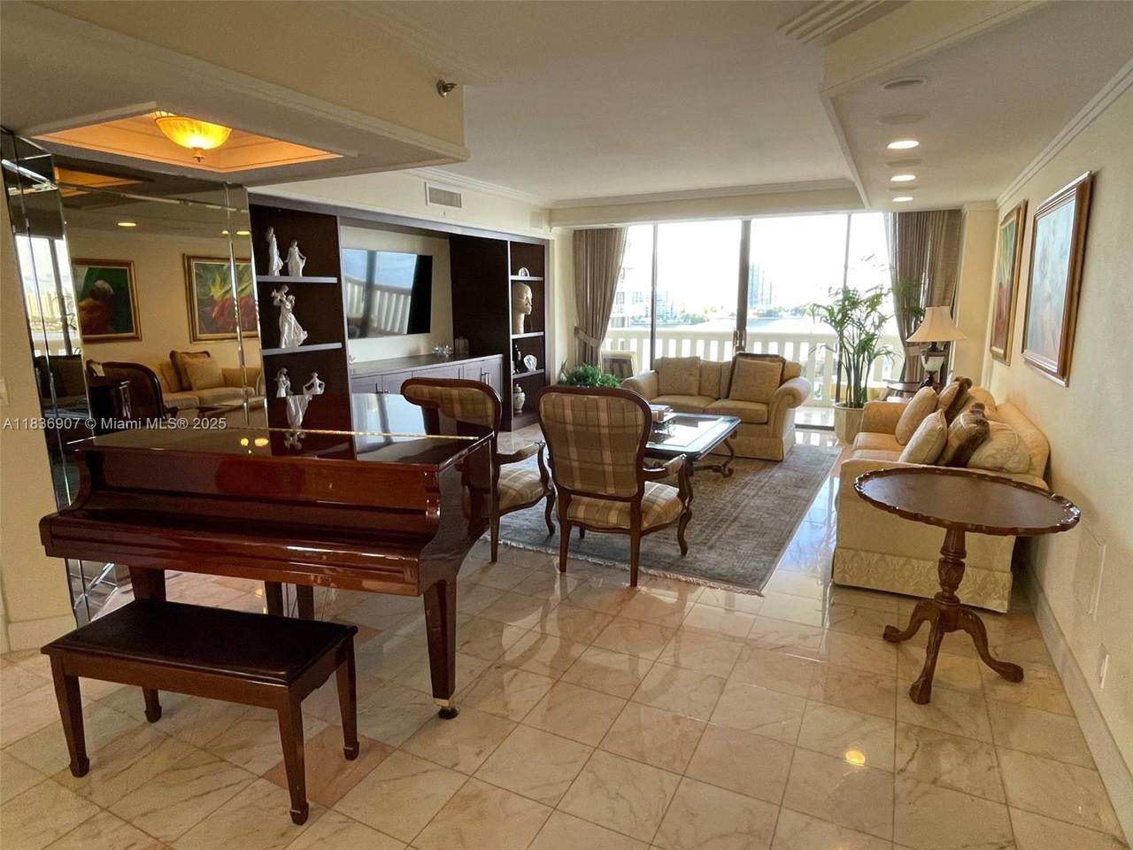 https://bt-photos.global.ssl.fastly.net/miami/1280_boomver_2_A11836907-2.jpg