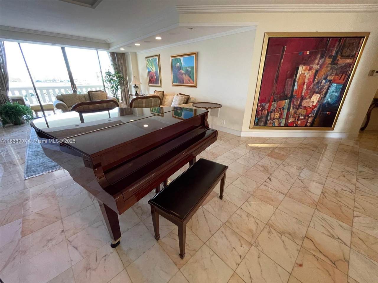 https://bt-photos.global.ssl.fastly.net/miami/1280_boomver_2_A11836907-2.jpg