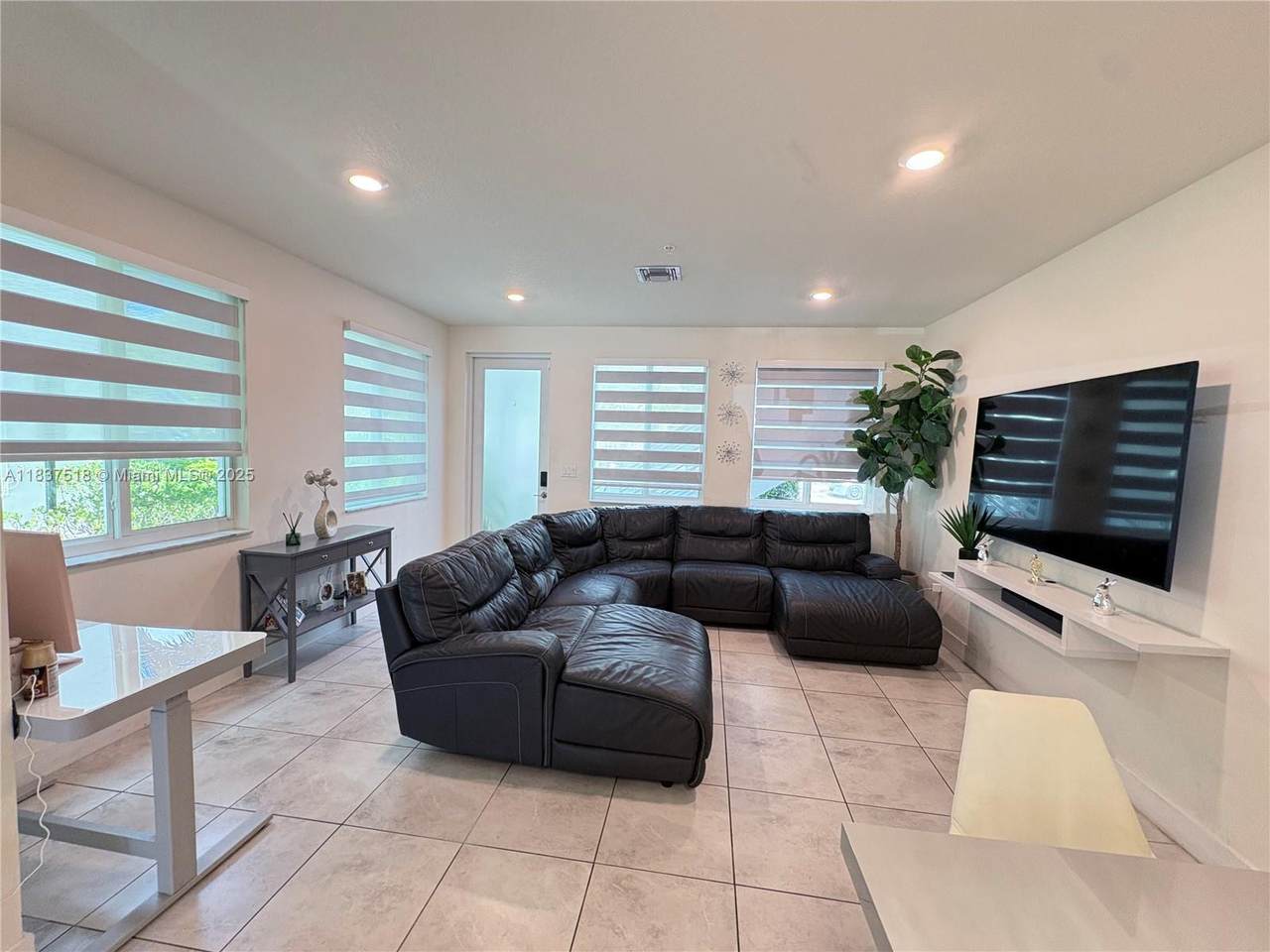 6421 102nd Path - Photo 1