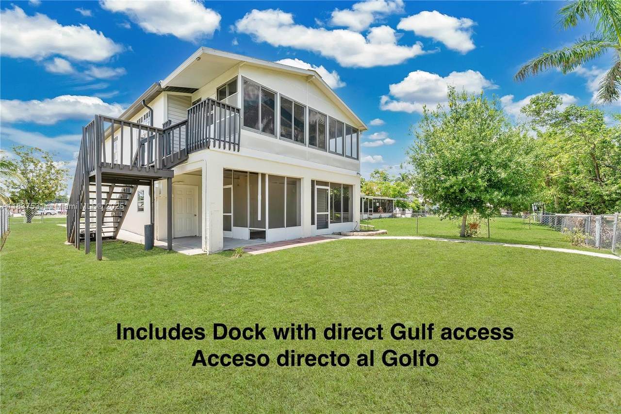 1106 Harbor Dr - Photo 1