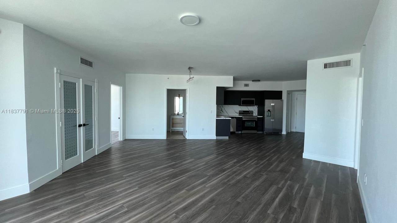 https://bt-photos.global.ssl.fastly.net/miami/1280_boomver_2_A11837791-2.jpg