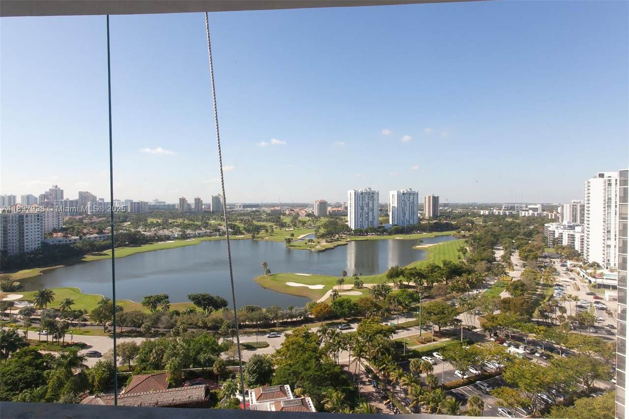https://bt-photos.global.ssl.fastly.net/miami/orig_boomver_2_A11837998-2.jpg
