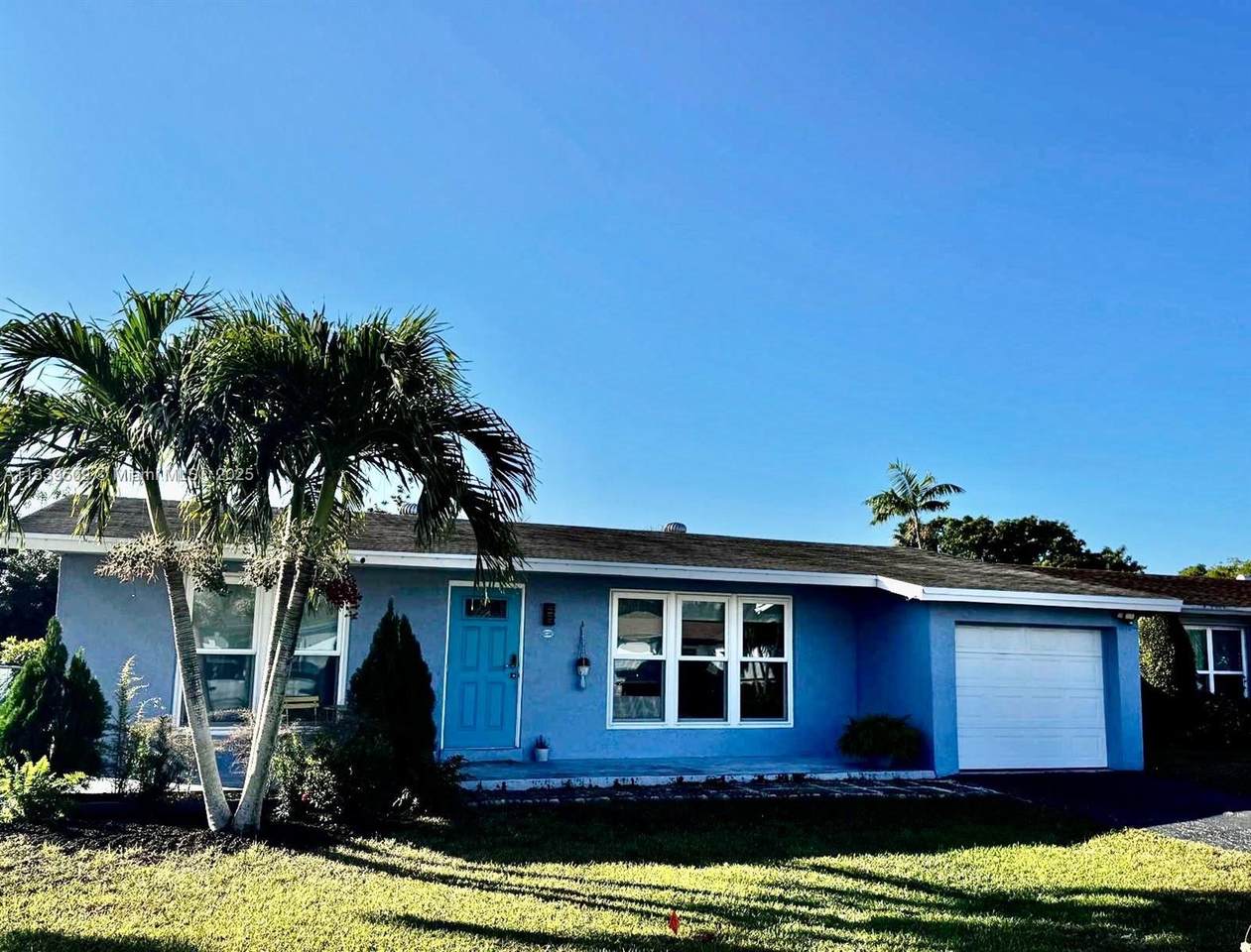 12350 30th St - Photo 1