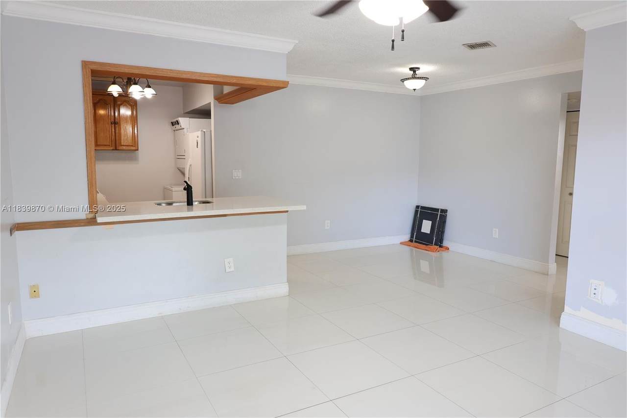 https://bt-photos.global.ssl.fastly.net/miami/1280_boomver_1_A11839870-2.jpg