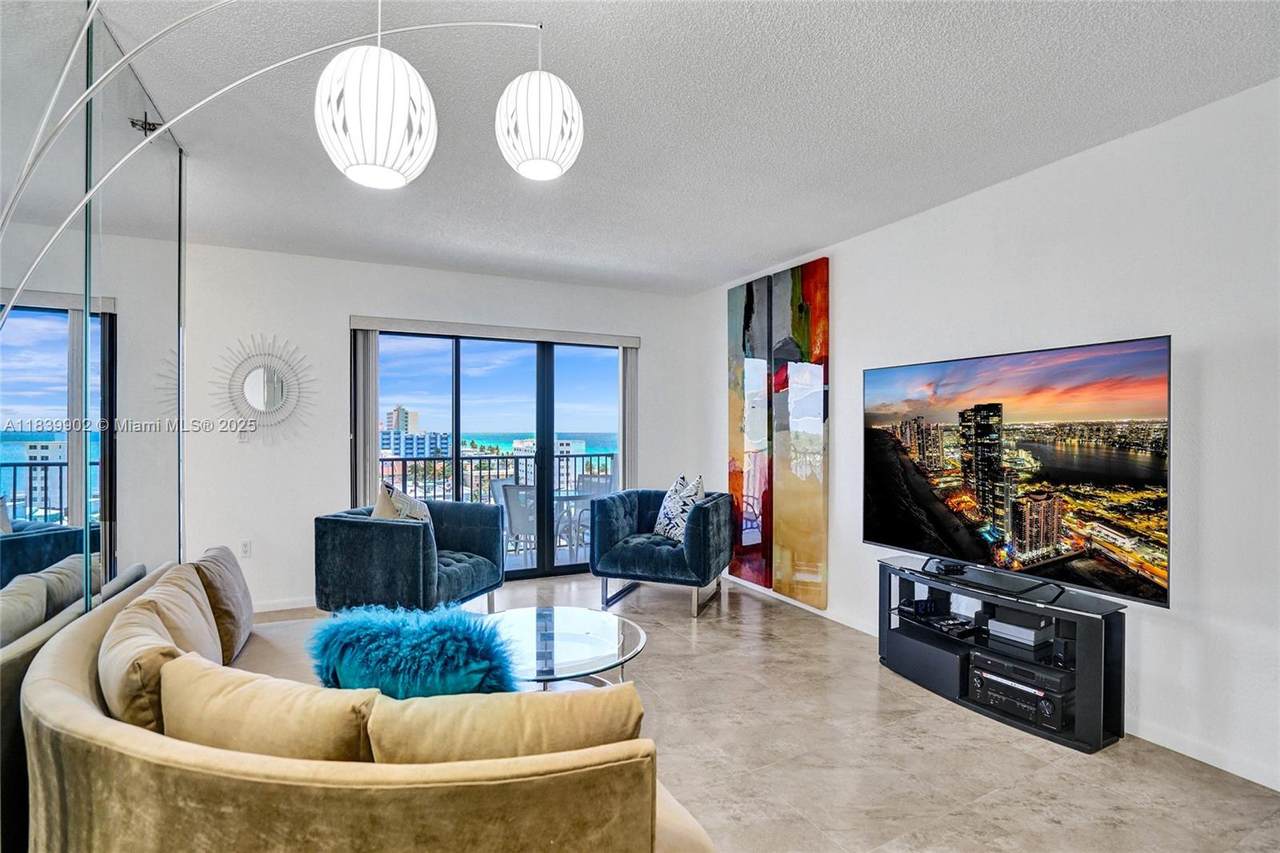 1201 Ocean Dr - Photo 1