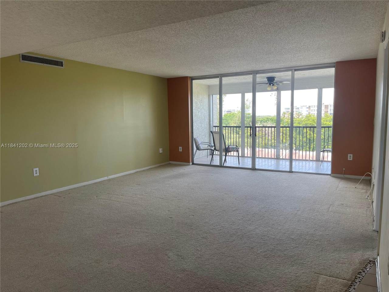 3940 Inverrary Blvd - Photo 1