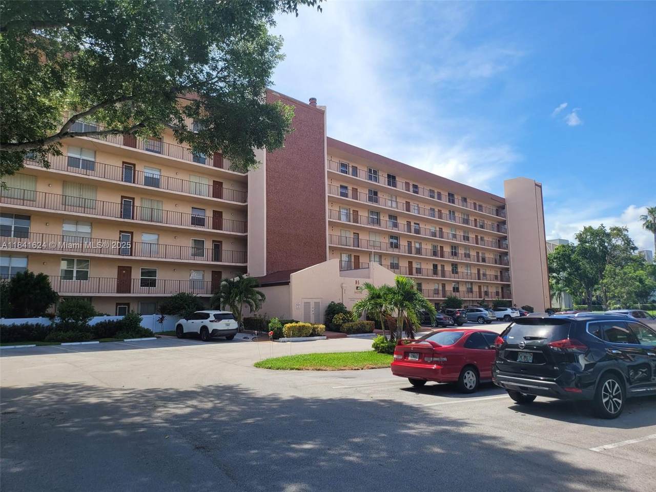 14575 Bonaire Blvd - Photo 1