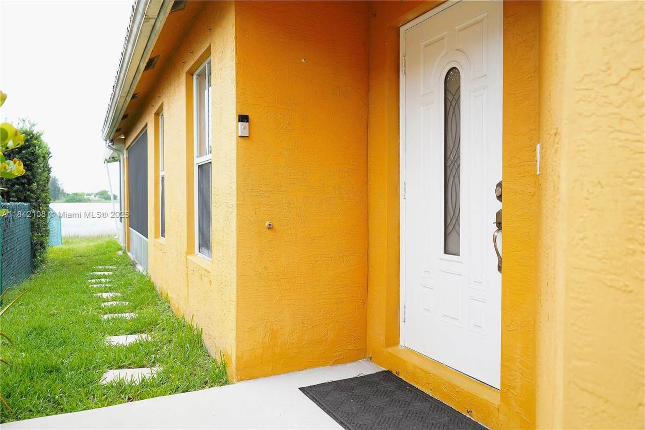https://bt-photos.global.ssl.fastly.net/miami/1280_boomver_2_A11842108-2.jpg